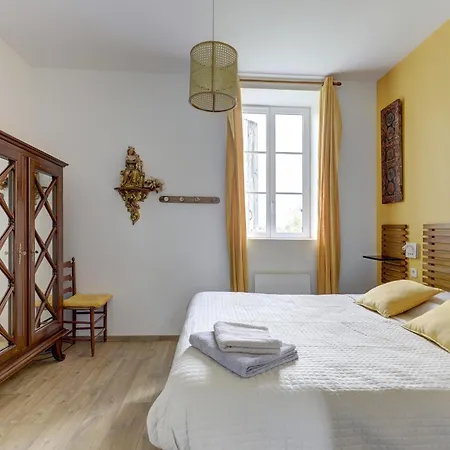Les Marquetons - Maison Xixe Siecle Pour 10 Pers Semesterbostad Jaligny
