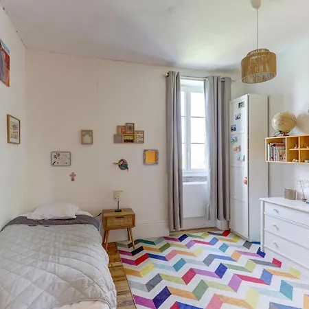 Semesterbostad Les Marquetons - Maison Xixe Siecle Pour 10 Pers Jaligny