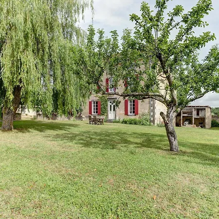 Les Marquetons - Maison Xixe Siecle Pour 10 Pers Jaligny